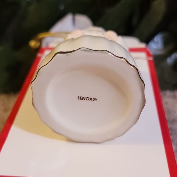 Lenox Holiday Cheer Angel Ornament 884414 with Box - Picture 8 of 9